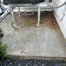 Rust-Removal-and-concrete-cleaning-from-AC-pad 1